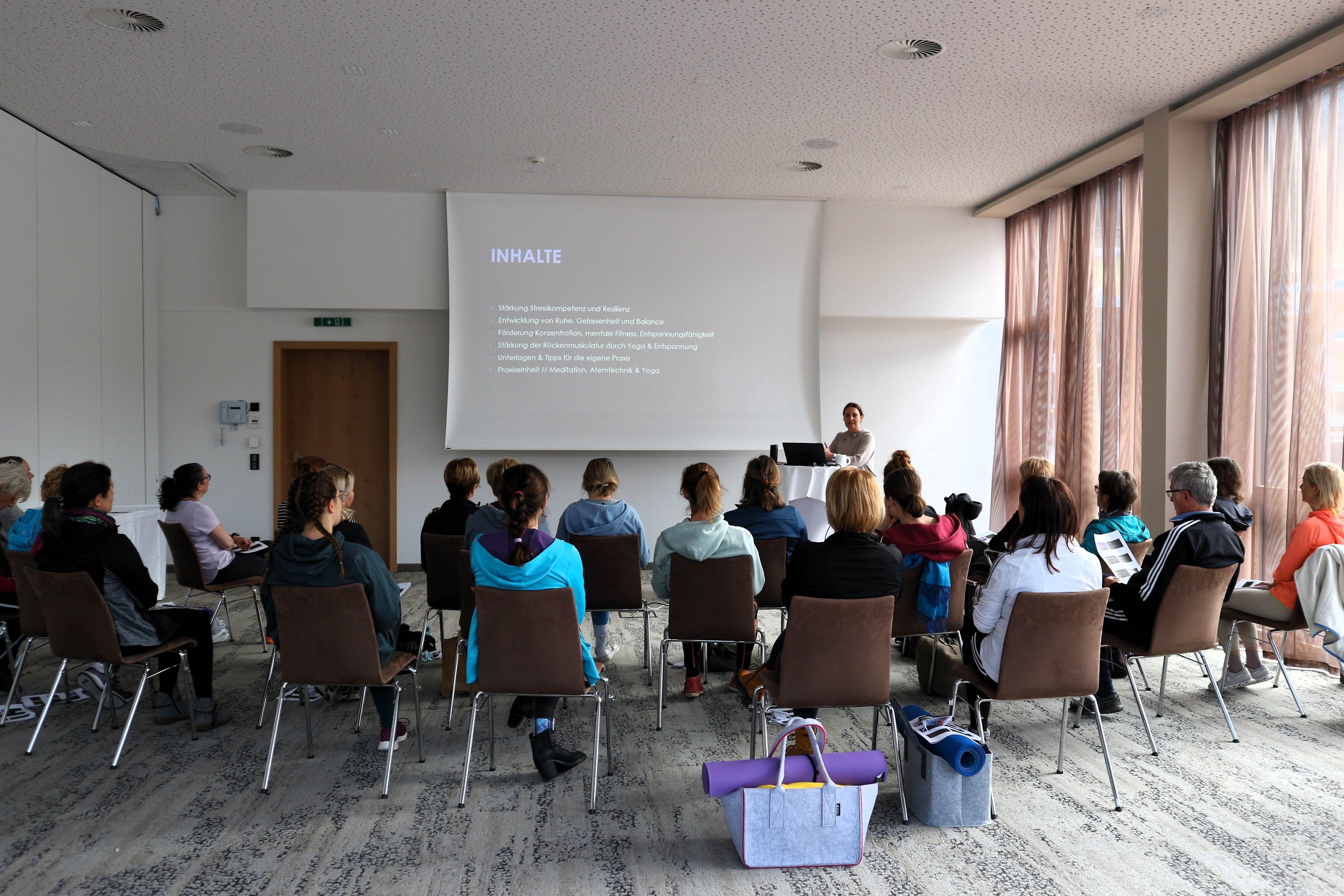 ... oder Yoga- & Entspannungs-Workshop mit Daniela Gwiggner.